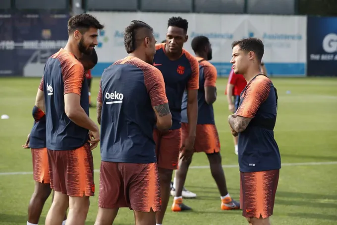 barca tập luyện - Bóng Đá