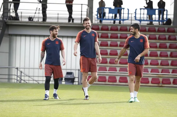 barca tập luyện - Bóng Đá