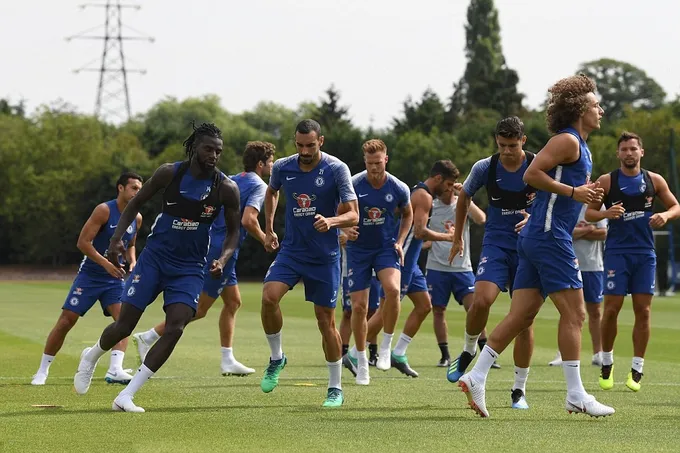 Chelsea tập - Bóng Đá