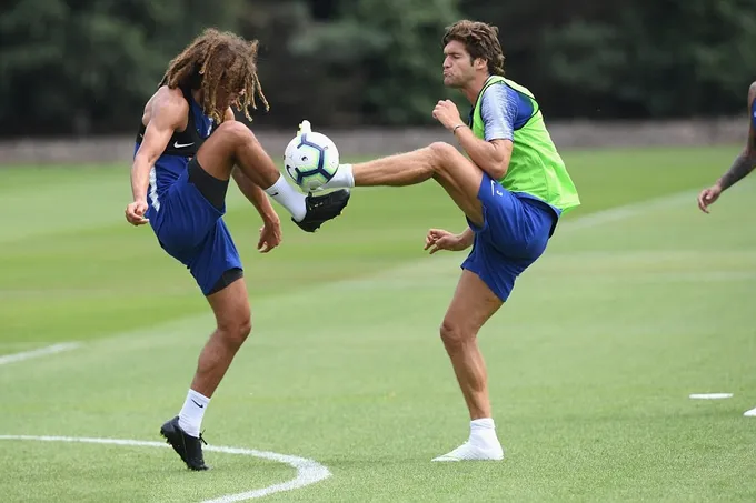 Chelsea tập - Bóng Đá