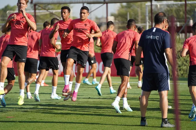 CHÍNH THỨC! Rony Lopes gia nhập Sevilla - Bóng Đá