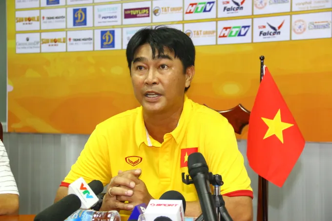 HLV Trần Minh Chiến: “U19 Việt Nam không ngán U21 Thái Lan” - Bóng Đá