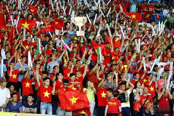 Dư âm ĐT Việt Nam 0-0 Myanmar: Công Phương, Quang Hải ăn món 