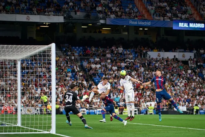 Vinicius lập hat-trick giúp Real thắng 6-0 - Bóng Đá