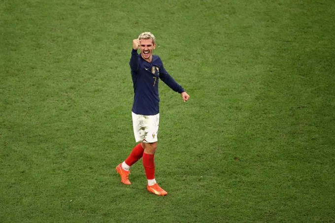 Beckham cầu nguyện, CĐV bật khóc trong ngày Anh rời World Cup - Bóng Đá