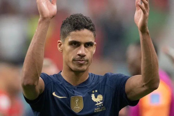 Varane đáp trả khi bị gọi là 