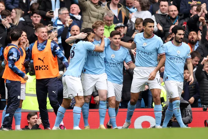 Man City vùi dập Liverpool: Kỷ lục gia Pep Guardiola - Bóng Đá