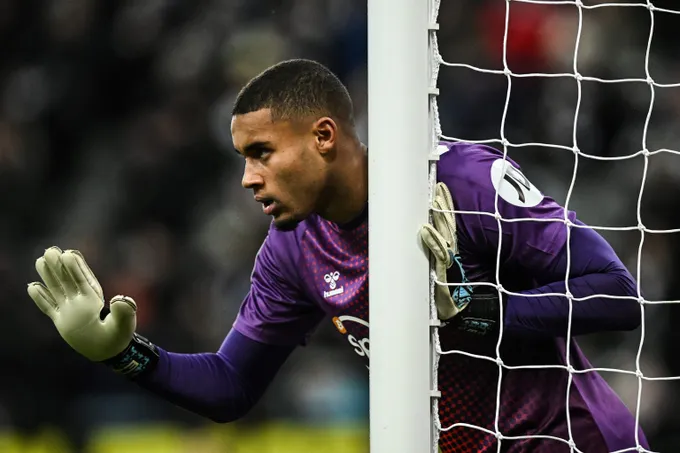 Southampton xuống hạng, Spurs nhắm