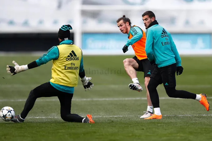 Bale tả xung hữu đột, quyết cùng Ronaldo hạ PSG - Bóng Đá