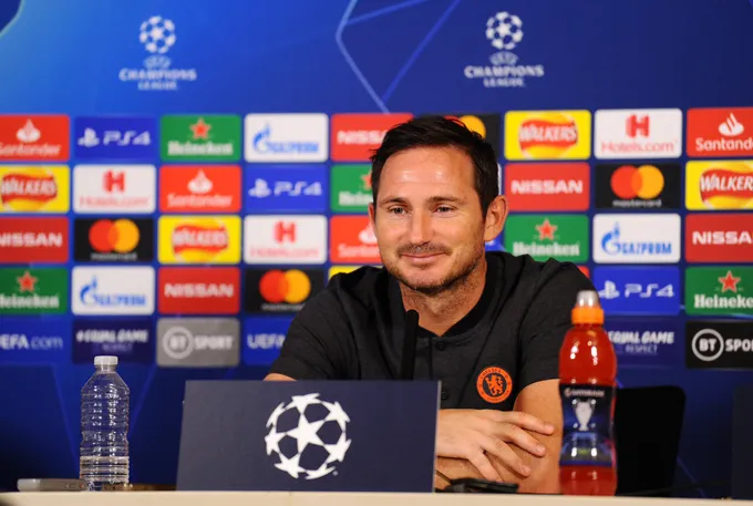 Ảnh Chelsea bay đến Hà Lan - Bóng Đá