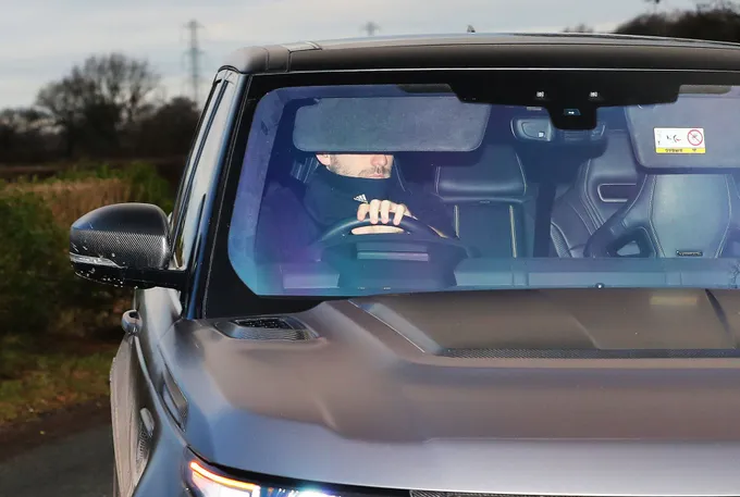 Anthony Martial and Luke Shaw return to Manchester United training ahead of Man City fixture - Bóng Đá