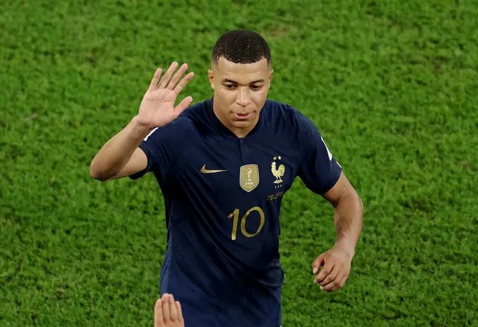 Mbappe san bằng kỷ lục của Pele - Bóng Đá