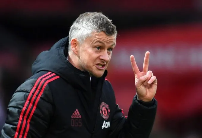 Man Utd slap £150m price tag on Paul Pogba as Real Madrid close in on transfer - Bóng Đá