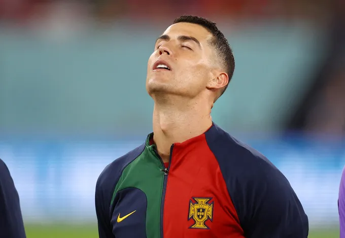 'Đế chế' Cristiano Ronaldo bên ngoài sân cỏ - Bóng Đá