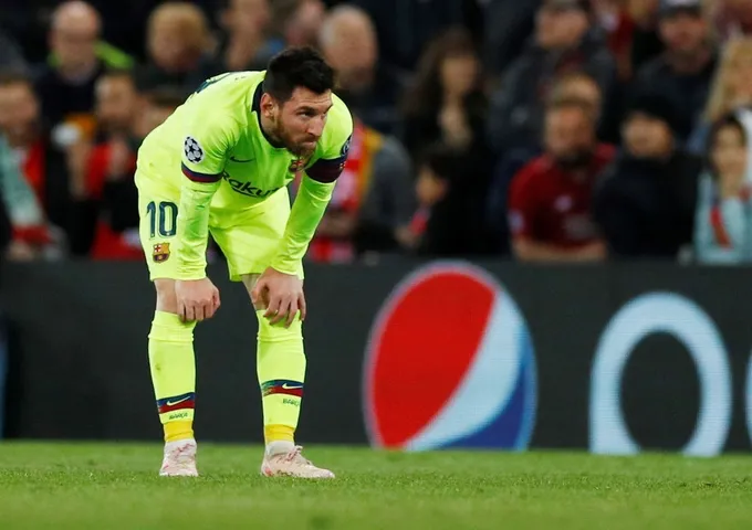 8 mùa Champions League trắng tay của Messi - Bóng Đá