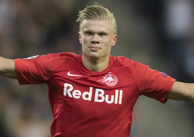 Zinedine Zidane has insisted that Real Madrid make a move to sign RB Salzburg forward Erling Haaland - Bóng Đá