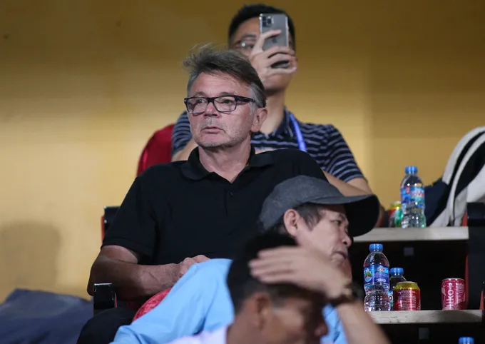 Sao trẻ U23 Việt Nam tỏa sáng , HLV Philippe Troussier mừng thầm - Bóng Đá