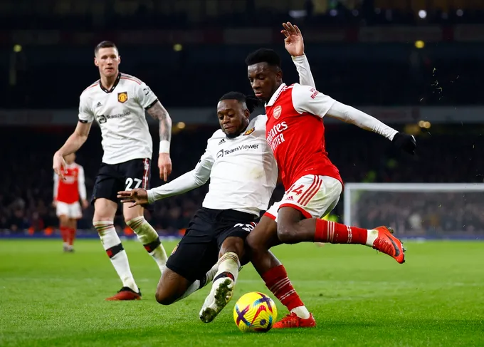 Wan-Bissaka là tử huyệt của MU trước Arsenal - Bóng Đá