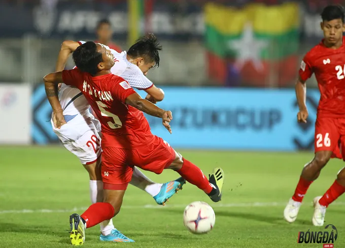 Dư âm ĐT Việt Nam 0-0 Myanmar: Công Phương, Quang Hải ăn món 