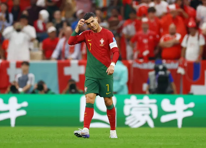 Ronaldo được ưu ái khi ngồi dự bị - Bóng Đá