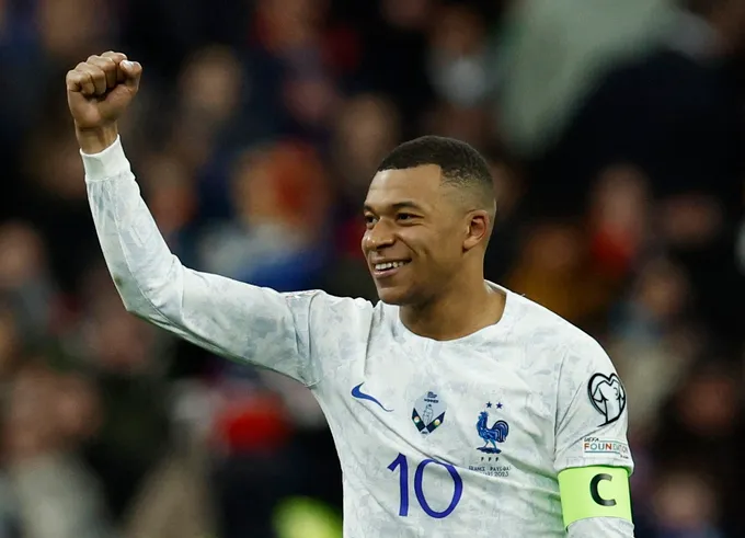 Mbappe vào top 5 tiền đạo hay nhất lịch sử bóng đá Pháp - Bóng Đá