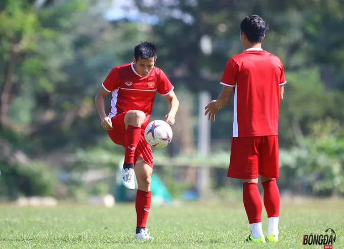 Thầy Park cho tập bài lạ, ĐT Việt Nam 