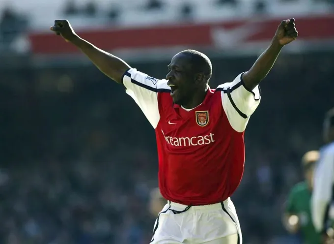 Đội hình 'bá đạo' của Arsenal thời Arsene Wenger - Bóng Đá