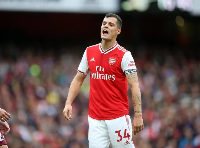 Granit Xhaka: Arsenal boss Unai Emery says midfielder could return against Southampton - Bóng Đá