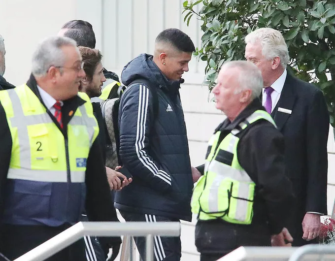 Dàn sao Man Utd hội quân tại khách sạn, vắng bóng Mkhitaryan - Bóng Đá