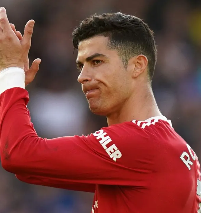 Cristiano Ronaldo 'among 15 Manchester United players to return to training on Monday' - Bóng Đá