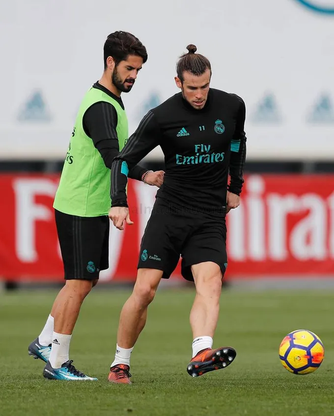 Gareth Bale trở lại, tập luyện sung sức cùng Real - Bóng Đá