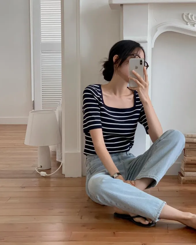 Khi kết hợp hai món đồ này lại với nhau, chị em có thể tạo nên bộ trang phục ấn tượng nhưng vẫn hài hòa.