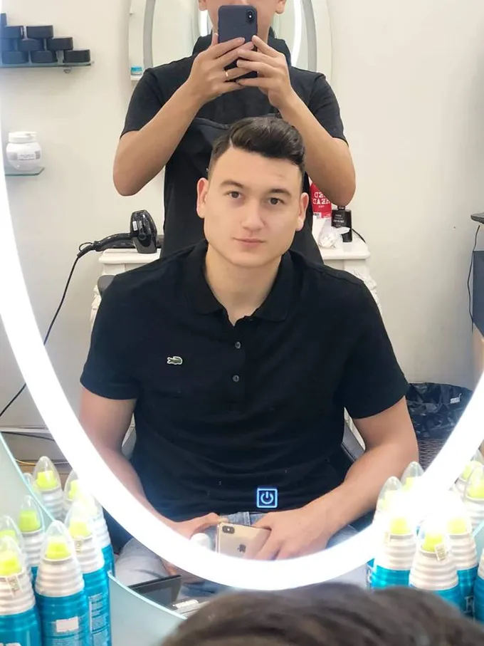 - Bóng Đá