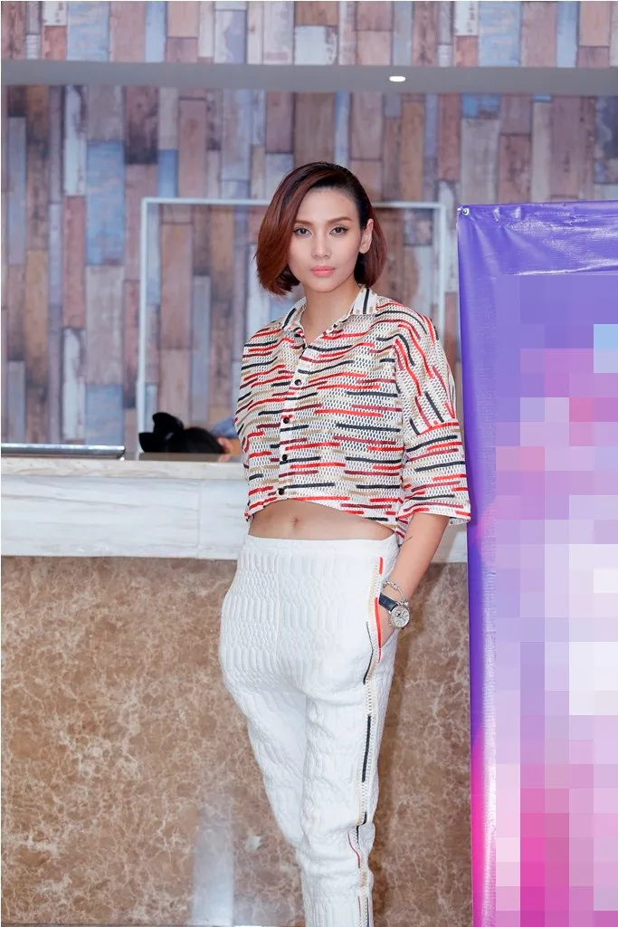 cuu-sieu-mau-hoang-yen-ph