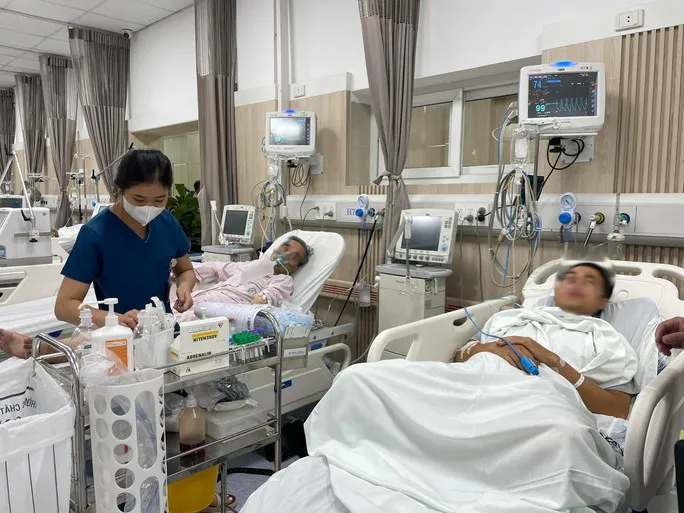 gia-dinh-5-nguoi-song-sot-trong-vu-chay-chung-cu-mini-ke-lai-phut-thoat-than-bang-canh-don-gian-ai-cung-nen-hoc (7)