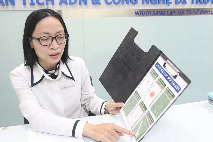 vo-bi-me-nghi-ngo-nguoi-dan-ong-ha-noi-dem-2-con-xet-nghiem-and-phat-hien-khong-phai-con-de (1)