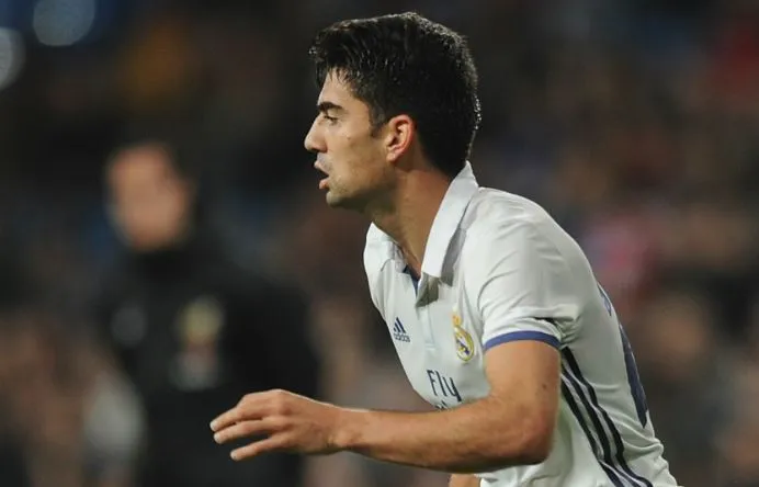 Zidane kí hợp đồng với Rayo Majadahonda - Bóng Đá