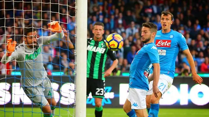 23h00 ngày 31/3, Sassuolo vs Napoli: Được đá trước rồi đấy Sarri - Bóng Đá