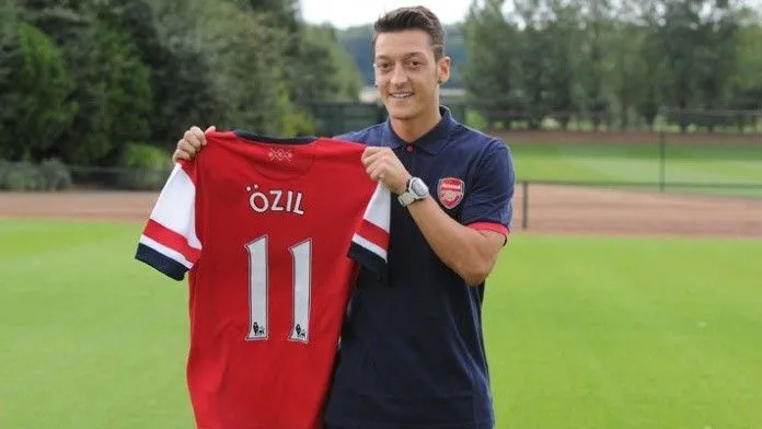 5 bản hợp đồng ở những phút cuối gây sốc tại Premier League - Bóng Đá