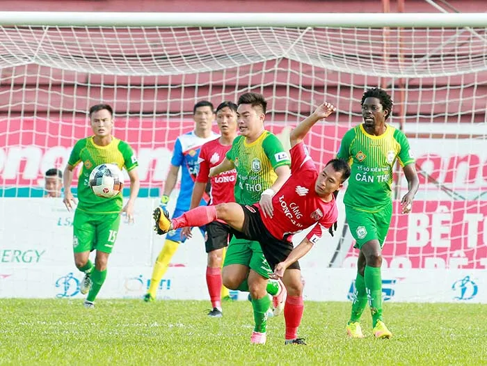 Martin Lo nổ súng trước ngày hội quân cùng U23 Việt Nam - Bóng Đá