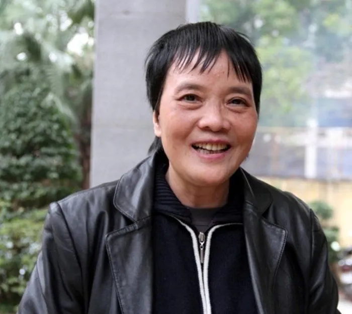 thuy-tien-quang-linh-bi-noi-thieu-hieu-biet-khi-tu-thien-6