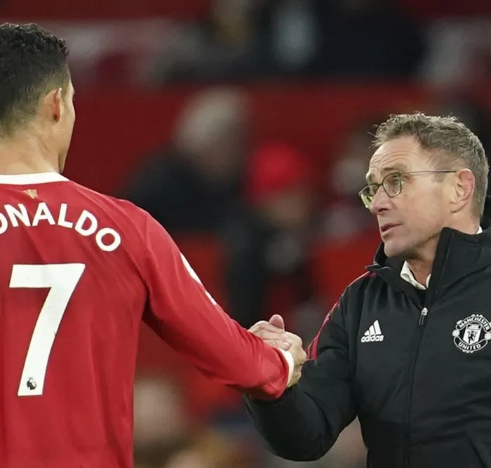 MU chia phe người ủng hộ Rangnick, kẻ theo Ronaldo - Bóng Đá