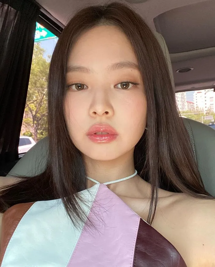 4-buoc-then-chot-de-tao-lop-makeup-hoan-hao-nhu-jennie-black-pink-882573