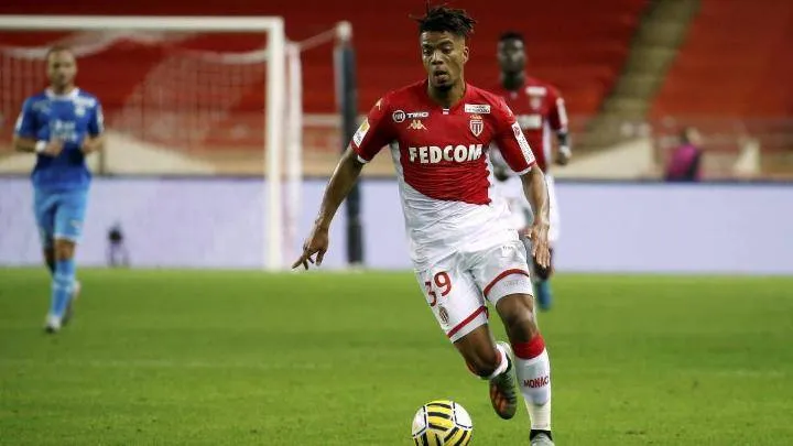 RB Leipzig agree deal to sign Benjamin Henrichs - Bóng Đá