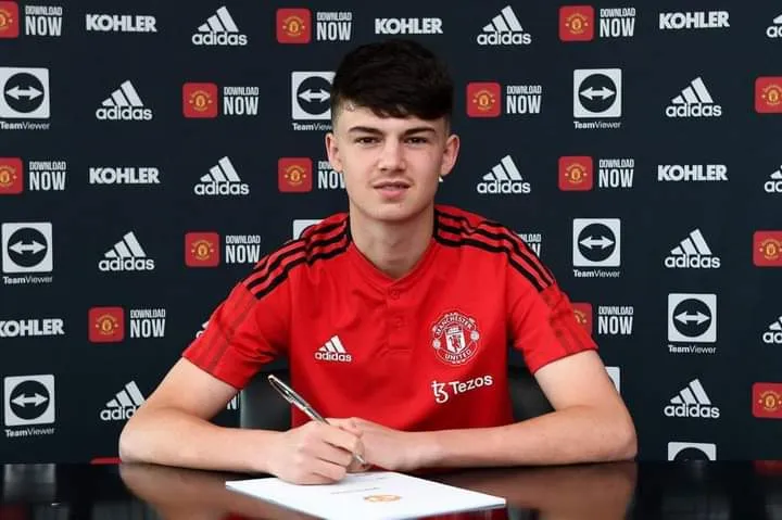 Tyler Fredricson signs first pro Manchester United deal - Bóng Đá