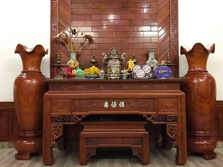 ban-tho-lam-chat-lieu-gi-mat-go-the-nao-de-chu-nha-may-man-an-tam-cap-ban-tho-phuc-loc-tho-1528698301-419-width720height540