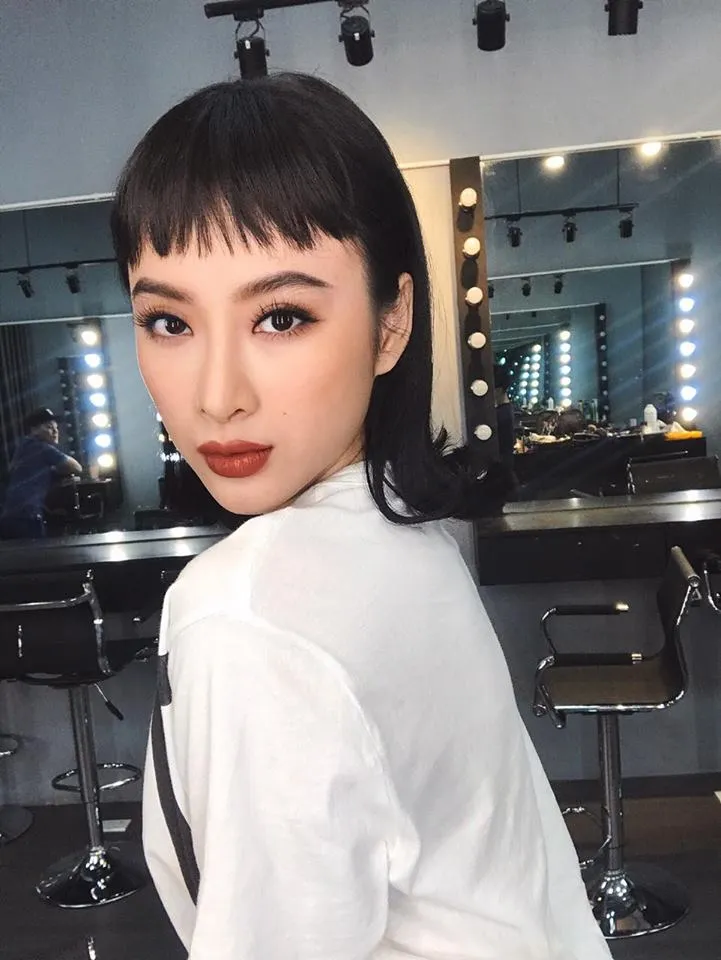 angela