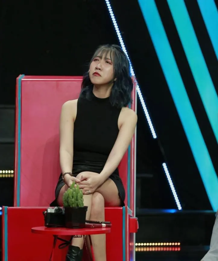 d-5