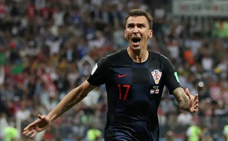 Stefan Effenberg: 'Mandzukic trị giá 200 triệu euro..., tốt gấp 10 lần Neymar' - Bóng Đá