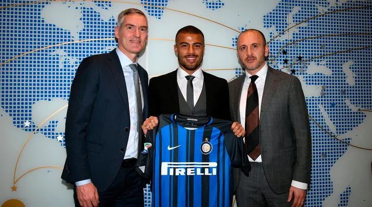 Rafinha vui như mở hội trong ngày ra mắt Inter - Bóng Đá